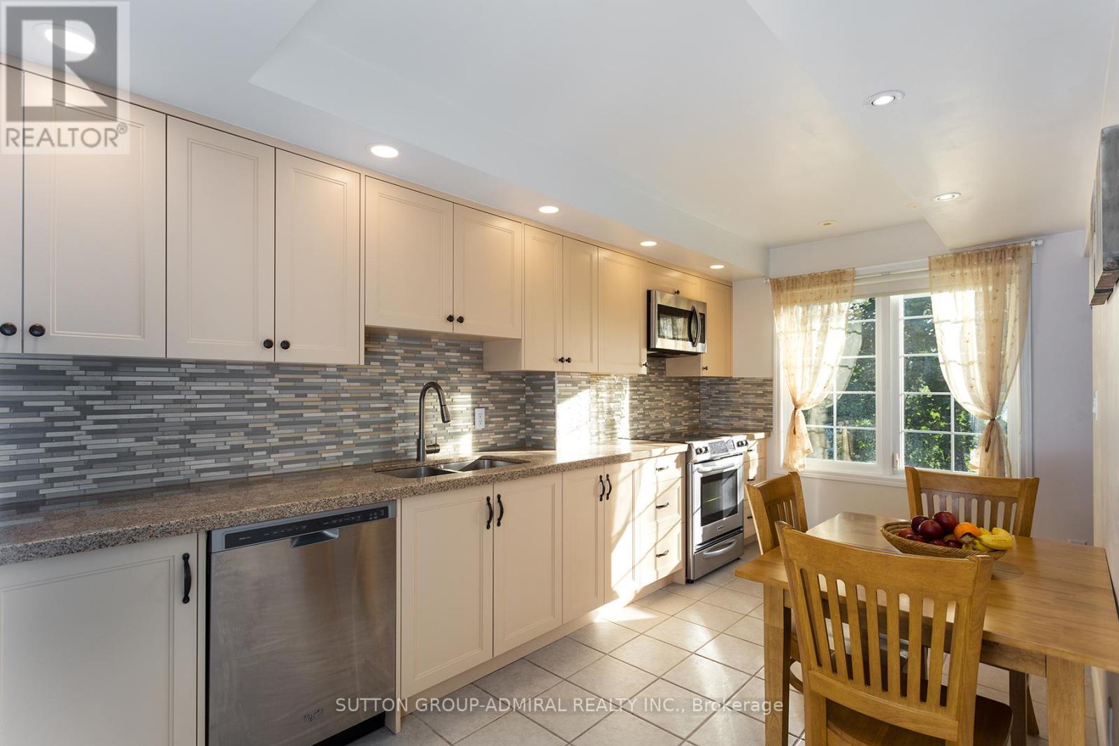 1 - 285 Antibes Drive N, Toronto, Ontario  M2R 3X9 - Photo 3 - C14097012