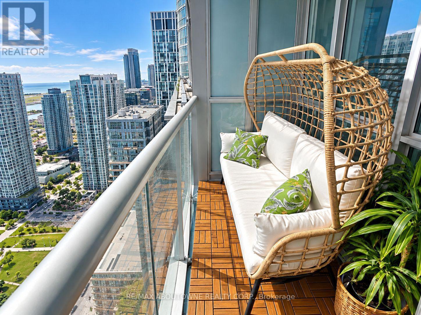 3608 - 15 Iceboat Terrace, Toronto, Ontario  M5V 4A5 - Photo 8 - C14097056