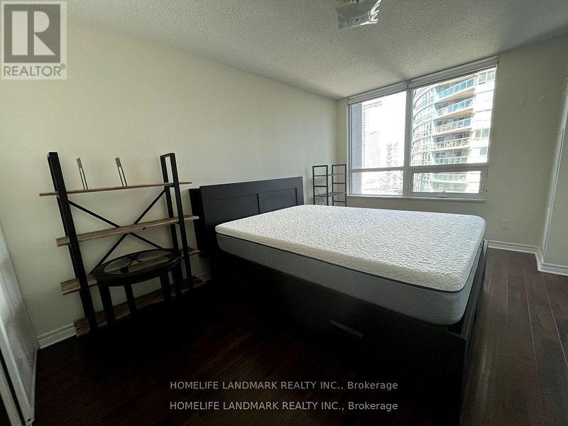 1706 - 19 Grand Trunk Crescent, Toronto, Ontario  M5J 3A3 - Photo 12 - C14097058