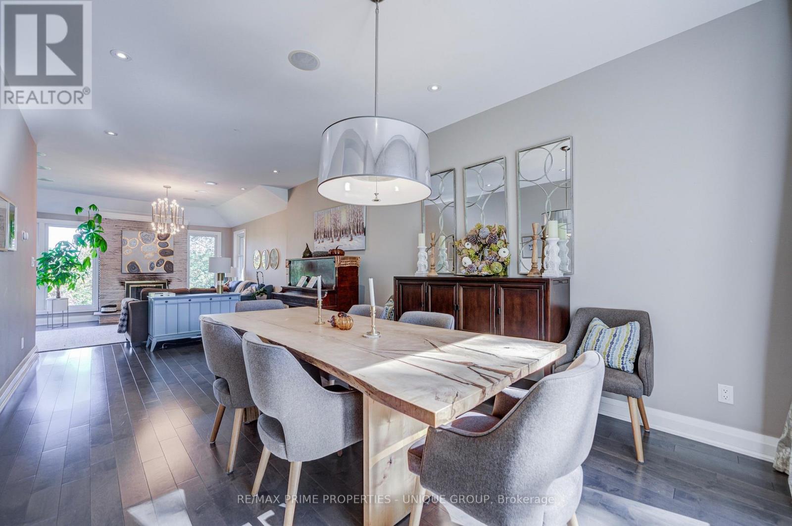 24 Cedarbank Crescent, Toronto, Ontario  M3B 3A4 - Photo 5 - C14097094