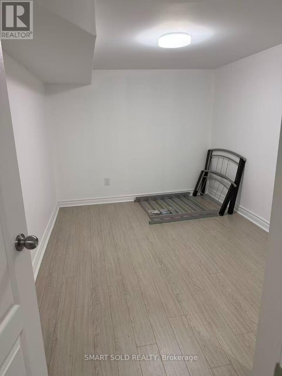 29 Ryerson Avenue, Toronto, Ontario  M5T 2P4 - Photo 2 - C14097200