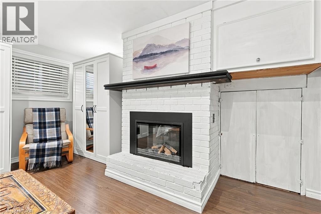 429 Limeridge Road W, Hamilton, Ontario  L9C 2V6 - Photo 14 - 40872424