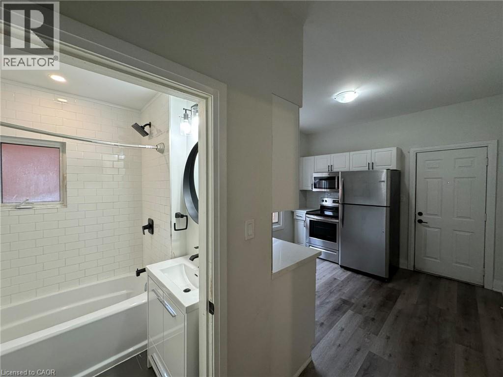 58 Arthur Avenue N, Hamilton, Ontario  L8L 6C5 - Photo 8 - 40872311
