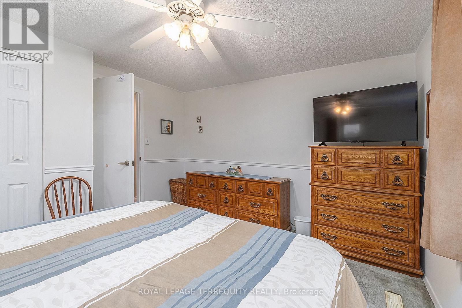1 Wishbone Crescent, Ajax, Ontario  L1S 2N6 - Photo 20 - E14097110
