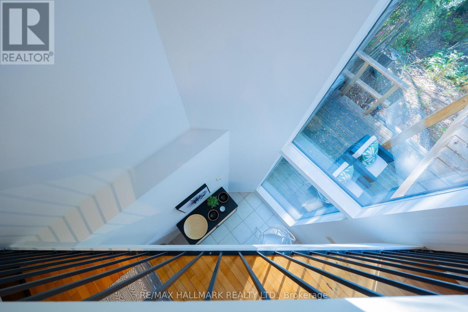 311 Bain Avenue, Toronto, Ontario  M4J 1B9 - Photo 10 - E14097204