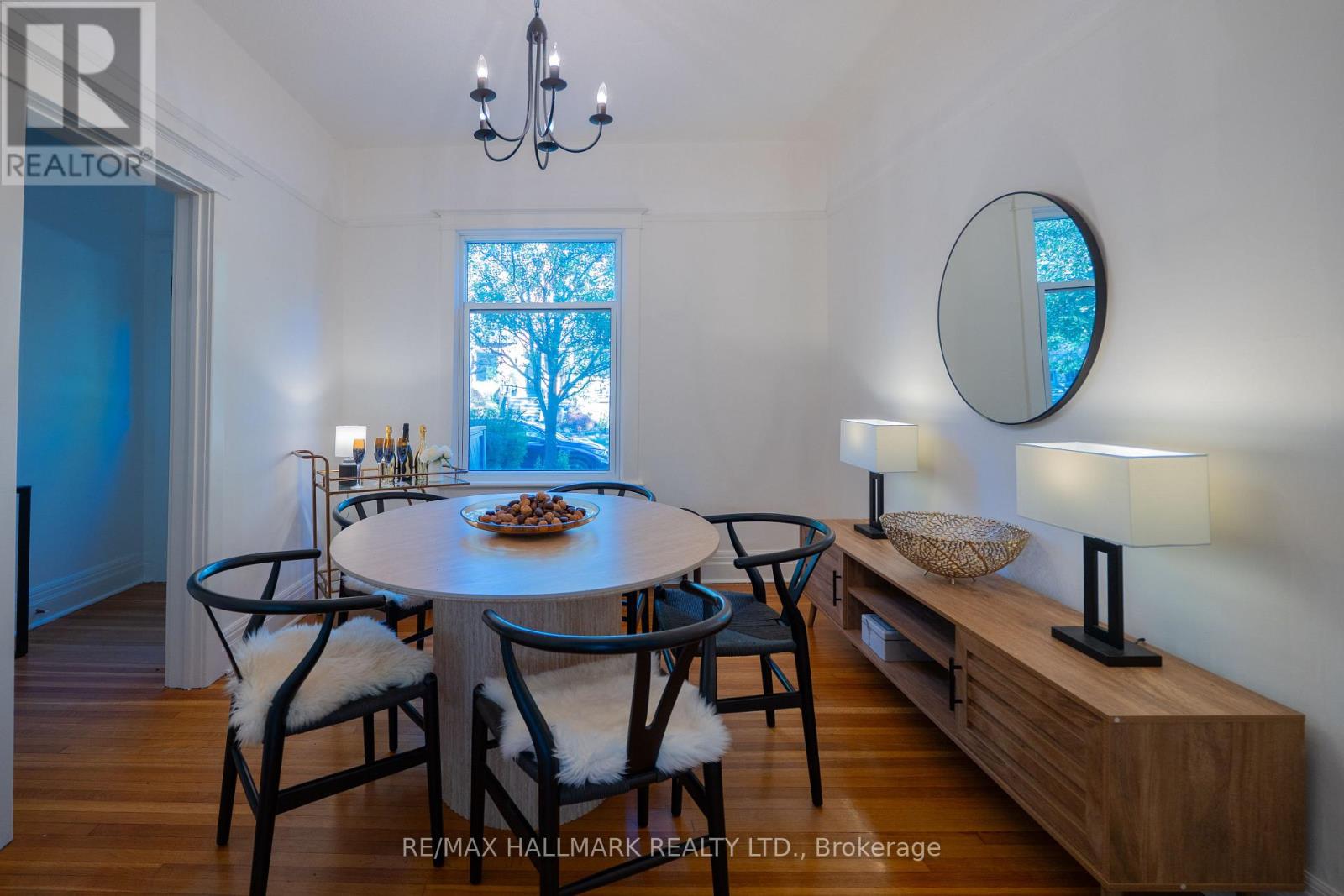 311 Bain Avenue, Toronto, Ontario  M4J 1B9 - Photo 12 - E14097204