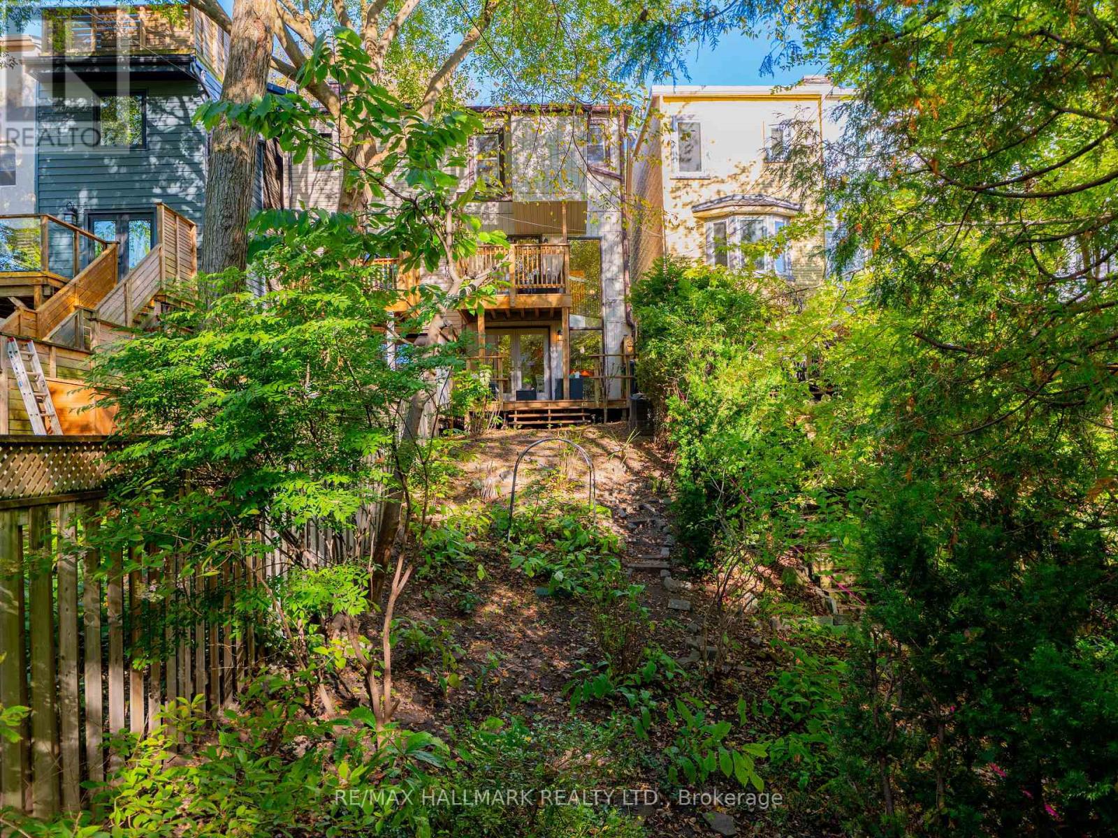 311 Bain Avenue, Toronto, Ontario  M4J 1B9 - Photo 34 - E14097204