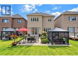 13 COTTONWOOD HOLLOW COURT, Aurora, Ontario