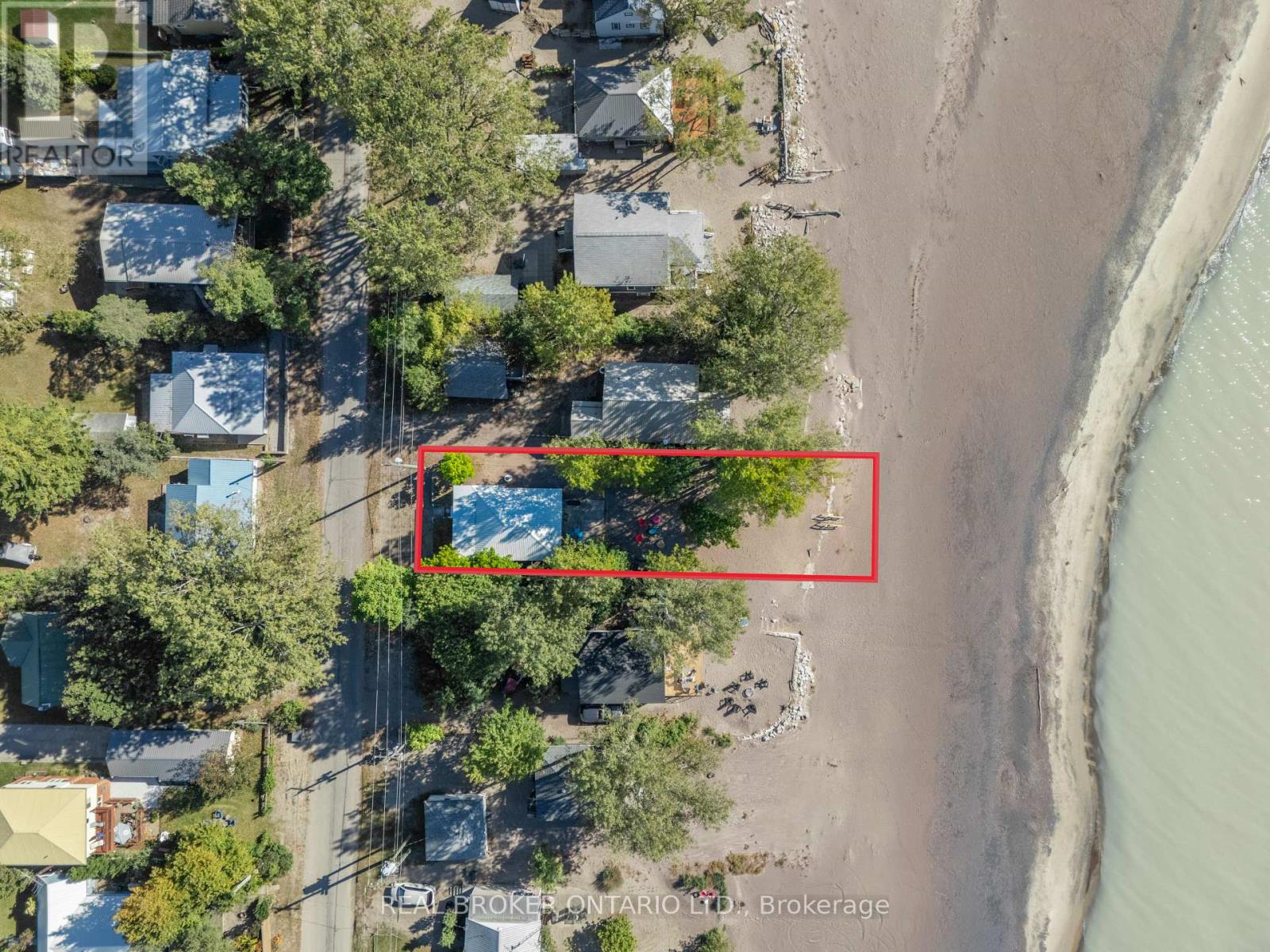 37 WOODSTOCK AVENUE, Norfolk, Ontario