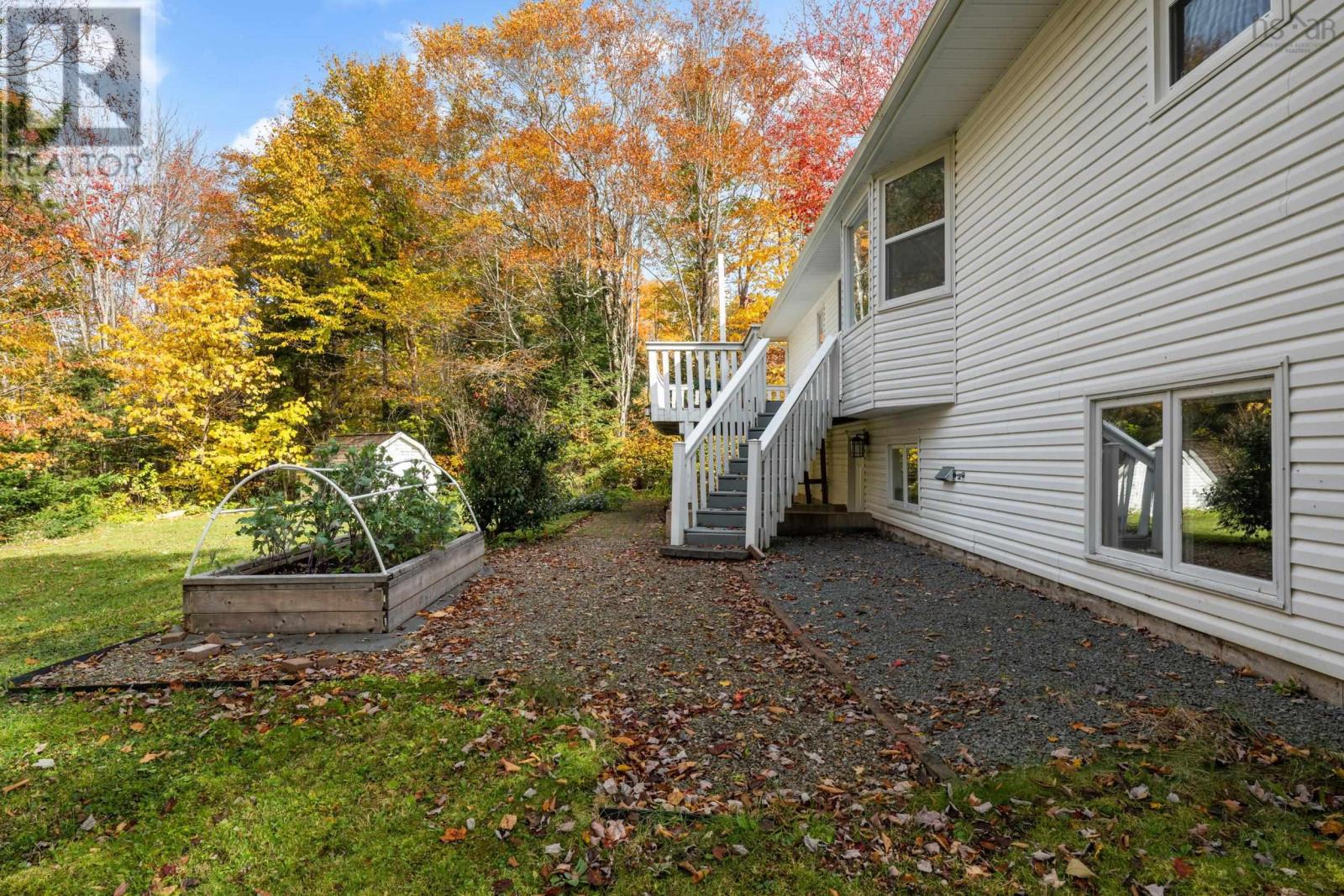 490 Halfway Lake Drive, Hammonds Plains, Nova Scotia  B4B 1M9 - Photo 38 - 202626211