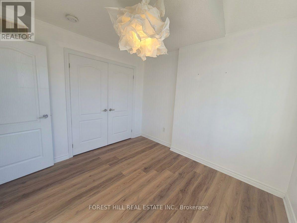 68 Blanchard Crescent, Essa (Angus), Ontario  L3W 0M9 - Photo 10 - N14096956