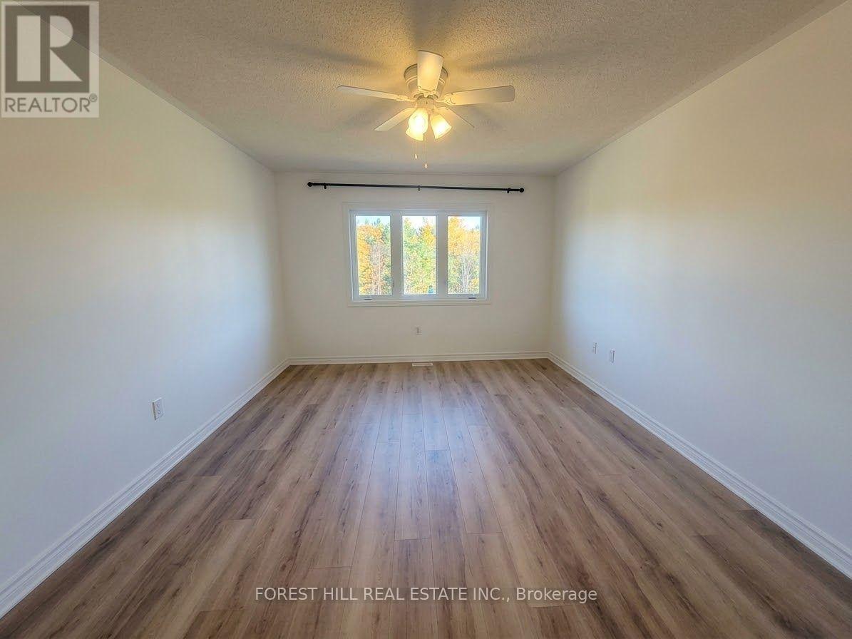 68 Blanchard Crescent, Essa (Angus), Ontario  L3W 0M9 - Photo 14 - N14096956