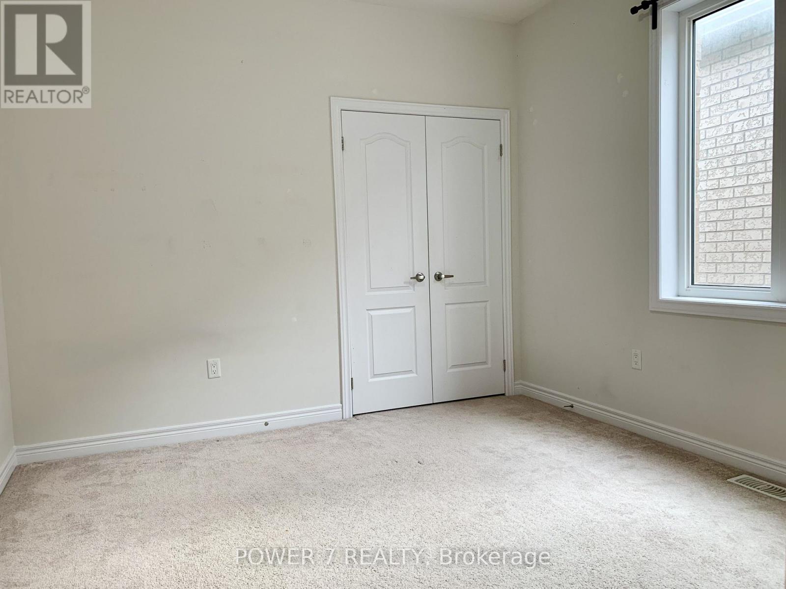 3 Falconridge Terrace, East Gwillimbury, Ontario  L9N 0R2 - Photo 14 - N14097048