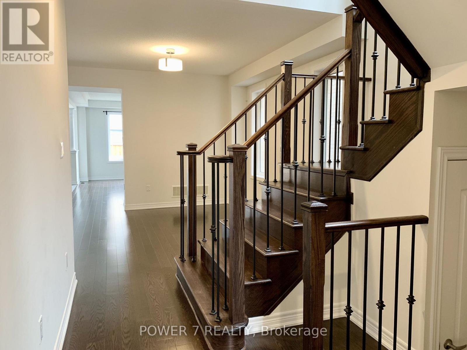 3 Falconridge Terrace, East Gwillimbury, Ontario  L9N 0R2 - Photo 3 - N14097048