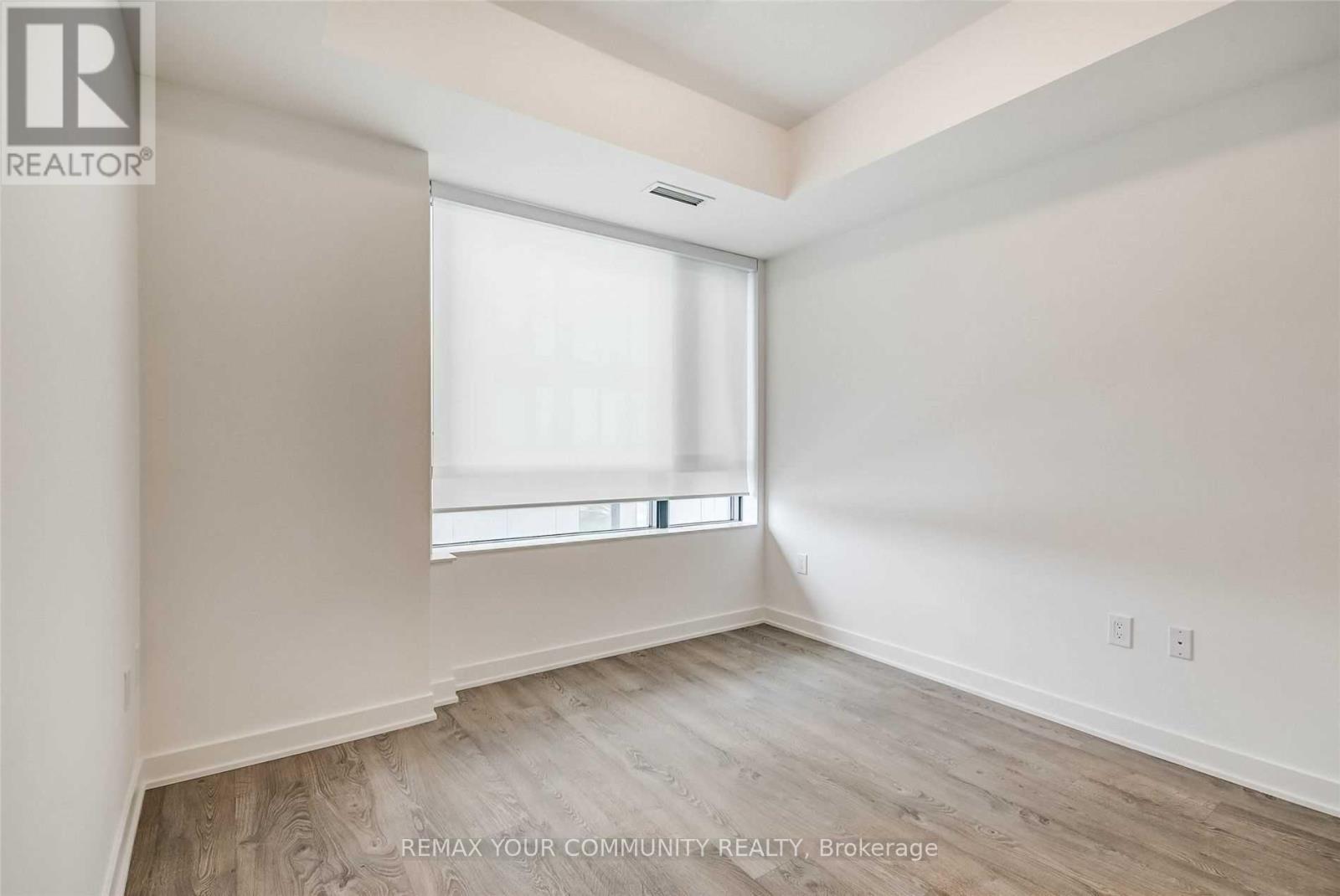 209 - 120 Eagle Rock Way, Vaughan, Ontario  L6A 5C2 - Photo 10 - N14097078