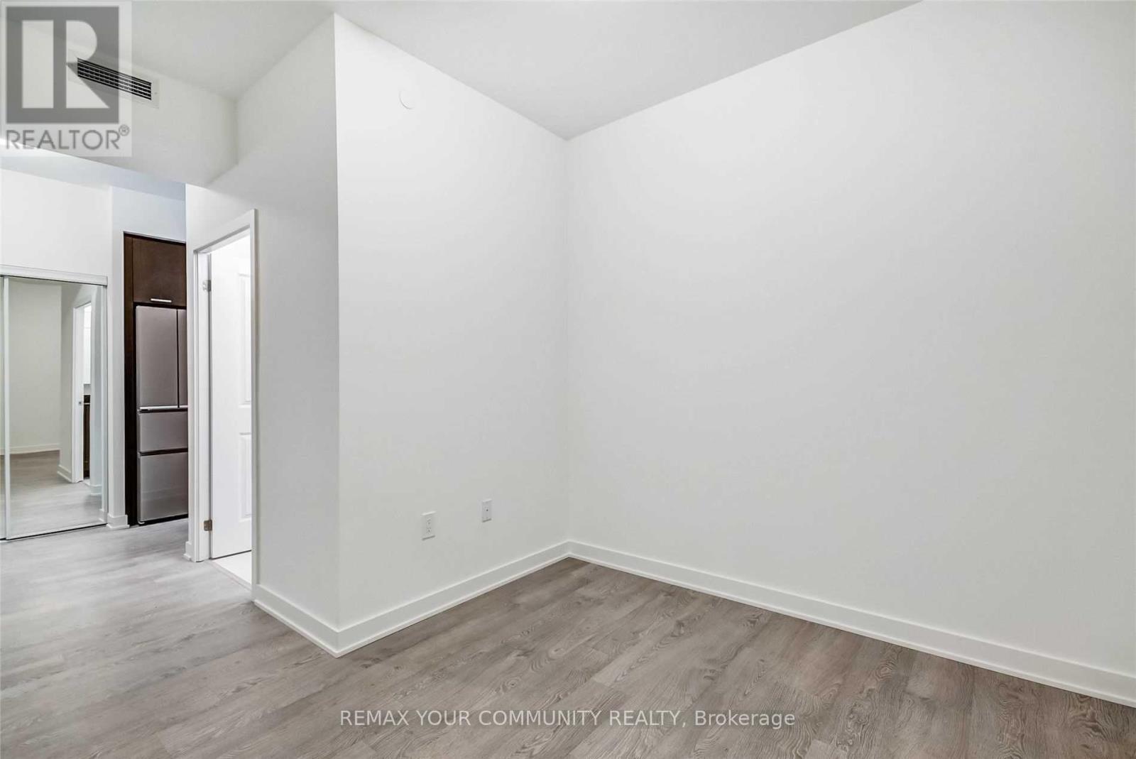 209 - 120 Eagle Rock Way, Vaughan, Ontario  L6A 5C2 - Photo 13 - N14097078