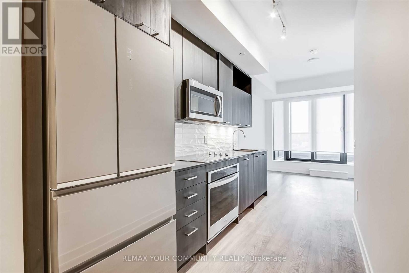 209 - 120 Eagle Rock Way, Vaughan, Ontario  L6A 5C2 - Photo 4 - N14097078