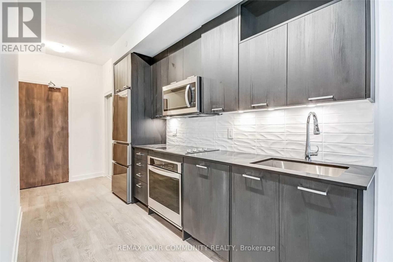 209 - 120 Eagle Rock Way, Vaughan, Ontario  L6A 5C2 - Photo 6 - N14097078