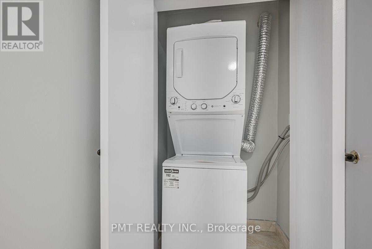 Main - 71 Misty Meadow Drive, Vaughan (East Woodbridge), Ontario  L4L 3X1 - Photo 13 - N14097188