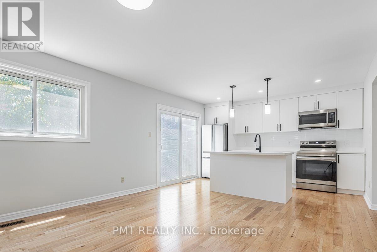 Main - 71 Misty Meadow Drive, Vaughan (East Woodbridge), Ontario  L4L 3X1 - Photo 2 - N14097188