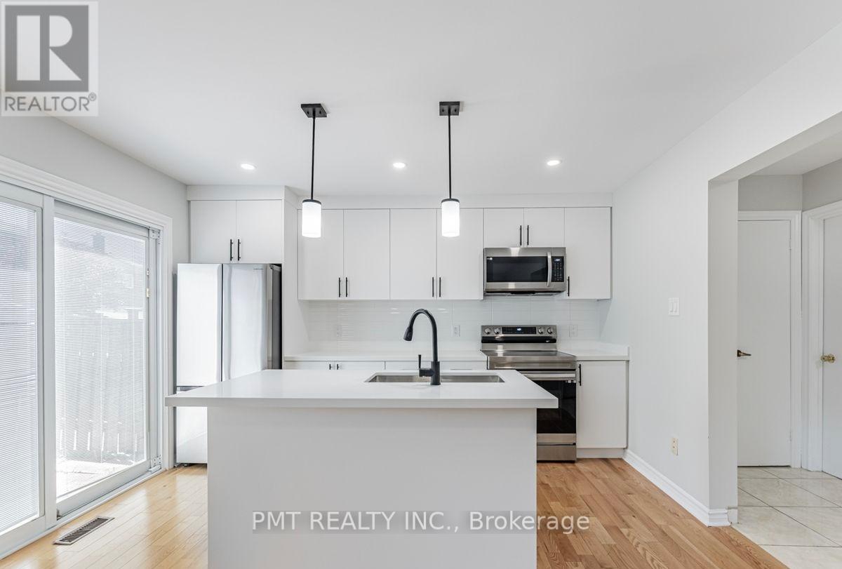 Main - 71 Misty Meadow Drive, Vaughan (East Woodbridge), Ontario  L4L 3X1 - Photo 4 - N14097188