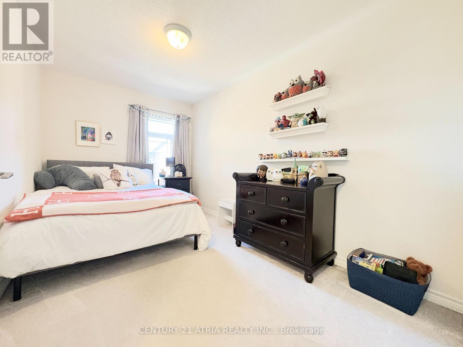 62 Gordon Circle, Newmarket (Gorham-College Manor), Ontario  L3Y 0C9 - Photo 7 - N14097206