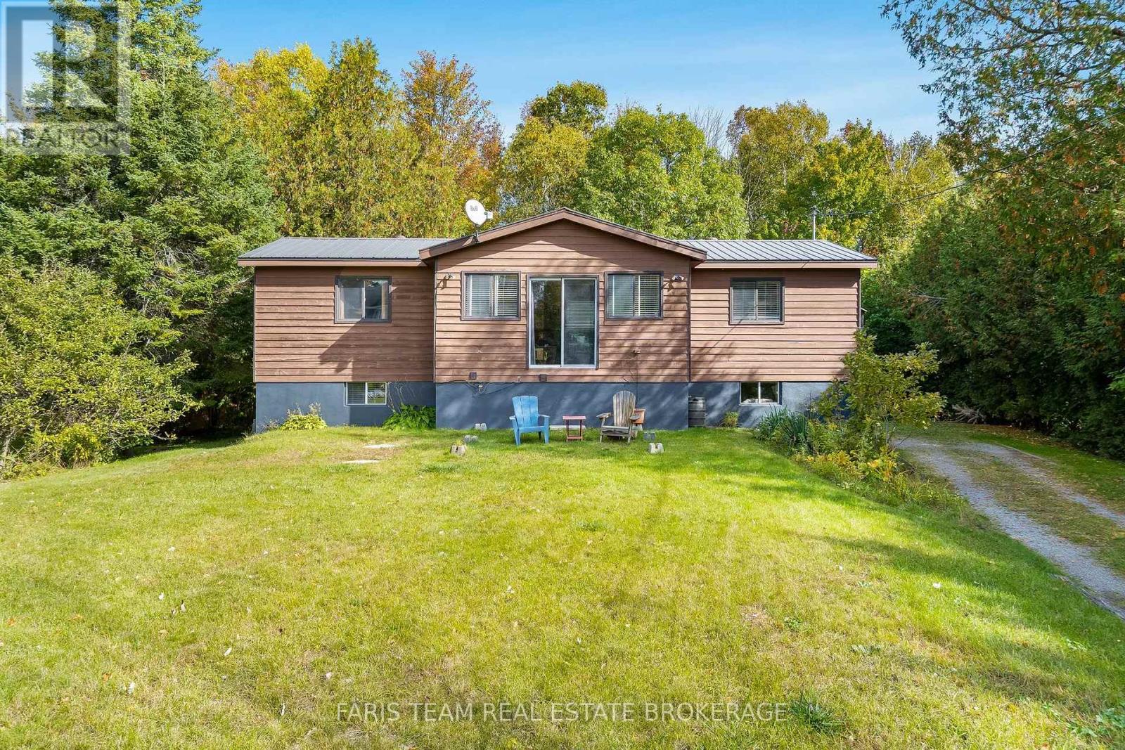 7 COUCHICHING CRESCENT, tiny, Ontario
