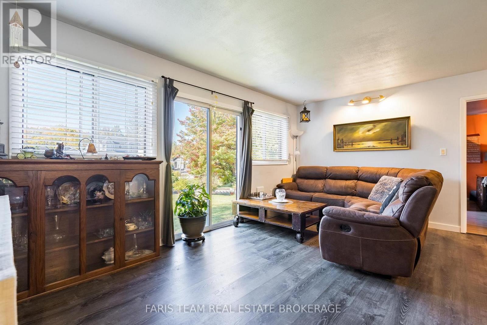 7 Couchiching Crescent, Tiny, Ontario  L9M 0C6 - Photo 10 - S14097172