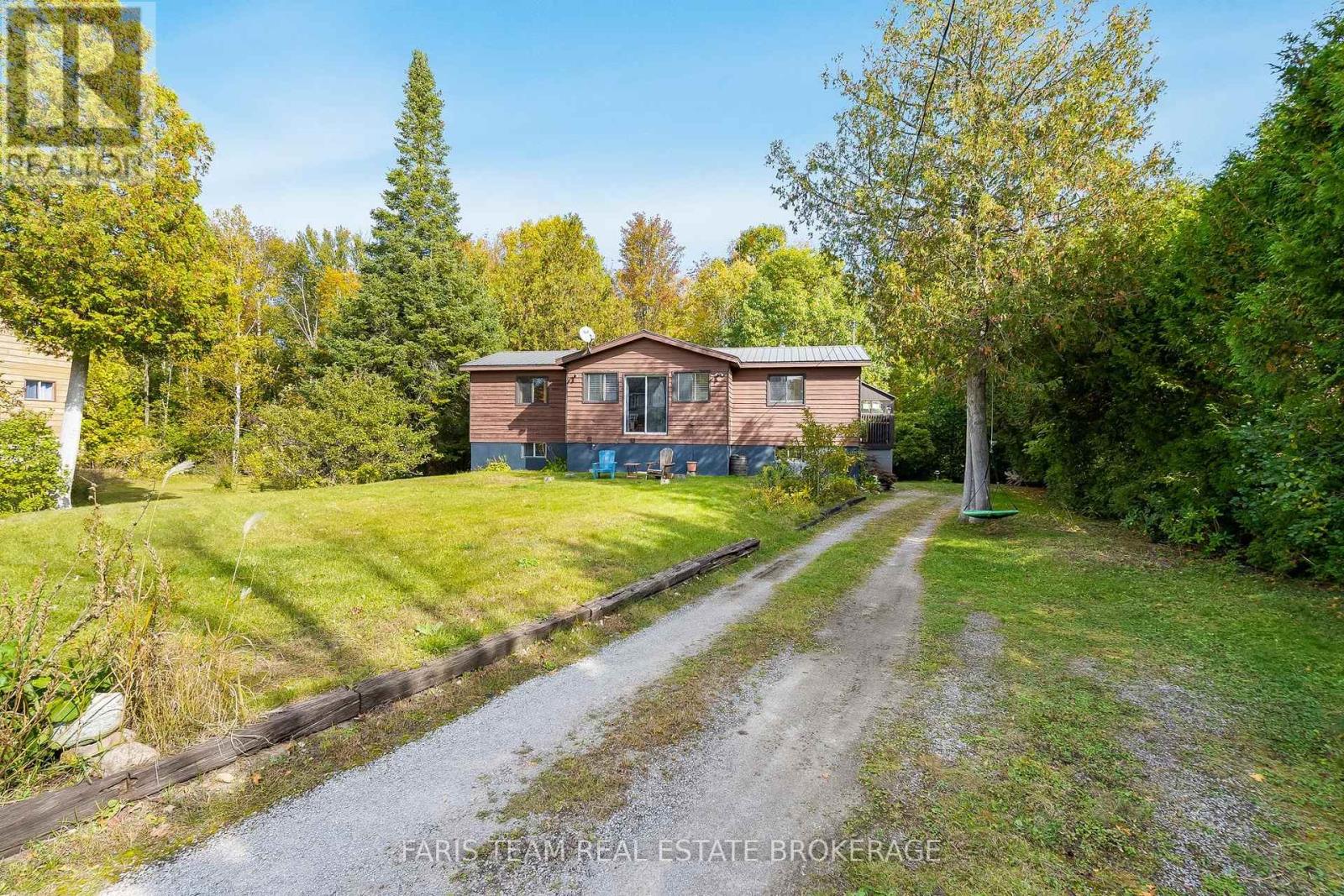 7 Couchiching Crescent, Tiny, Ontario  L9M 0C6 - Photo 3 - S14097172