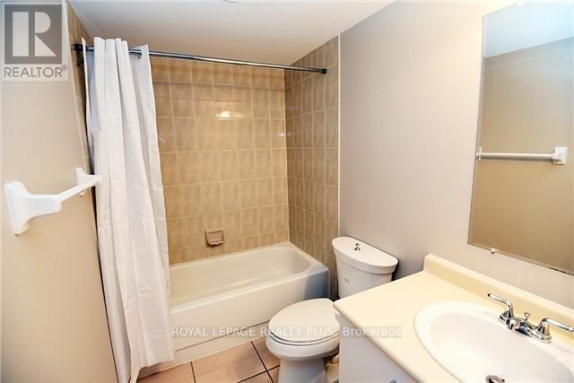 1209 - 115 Hillcrest Avenue, Mississauga, Ontario  L5B 3Y9 - Photo 11 - W14096900