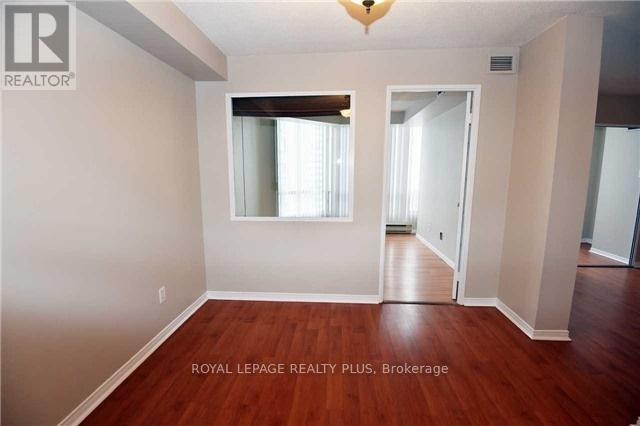 1209 - 115 Hillcrest Avenue, Mississauga, Ontario  L5B 3Y9 - Photo 5 - W14096900