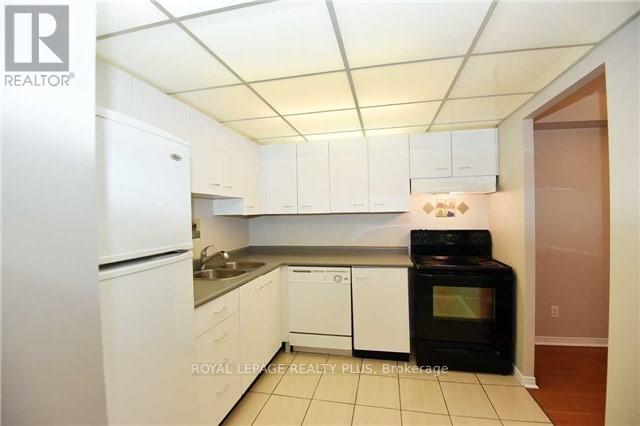 1209 - 115 Hillcrest Avenue, Mississauga, Ontario  L5B 3Y9 - Photo 7 - W14096900