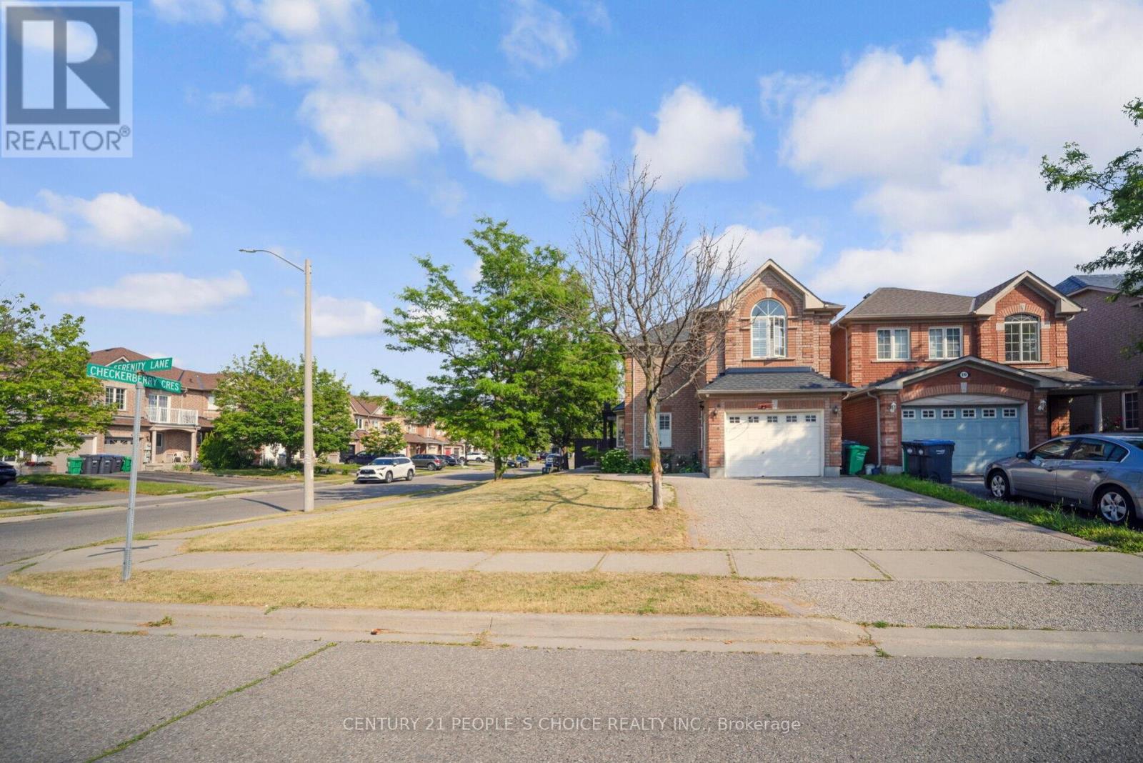2 Checkerberry Crescent, Brampton, Ontario  L6R 2T2 - Photo 4 - W14096944