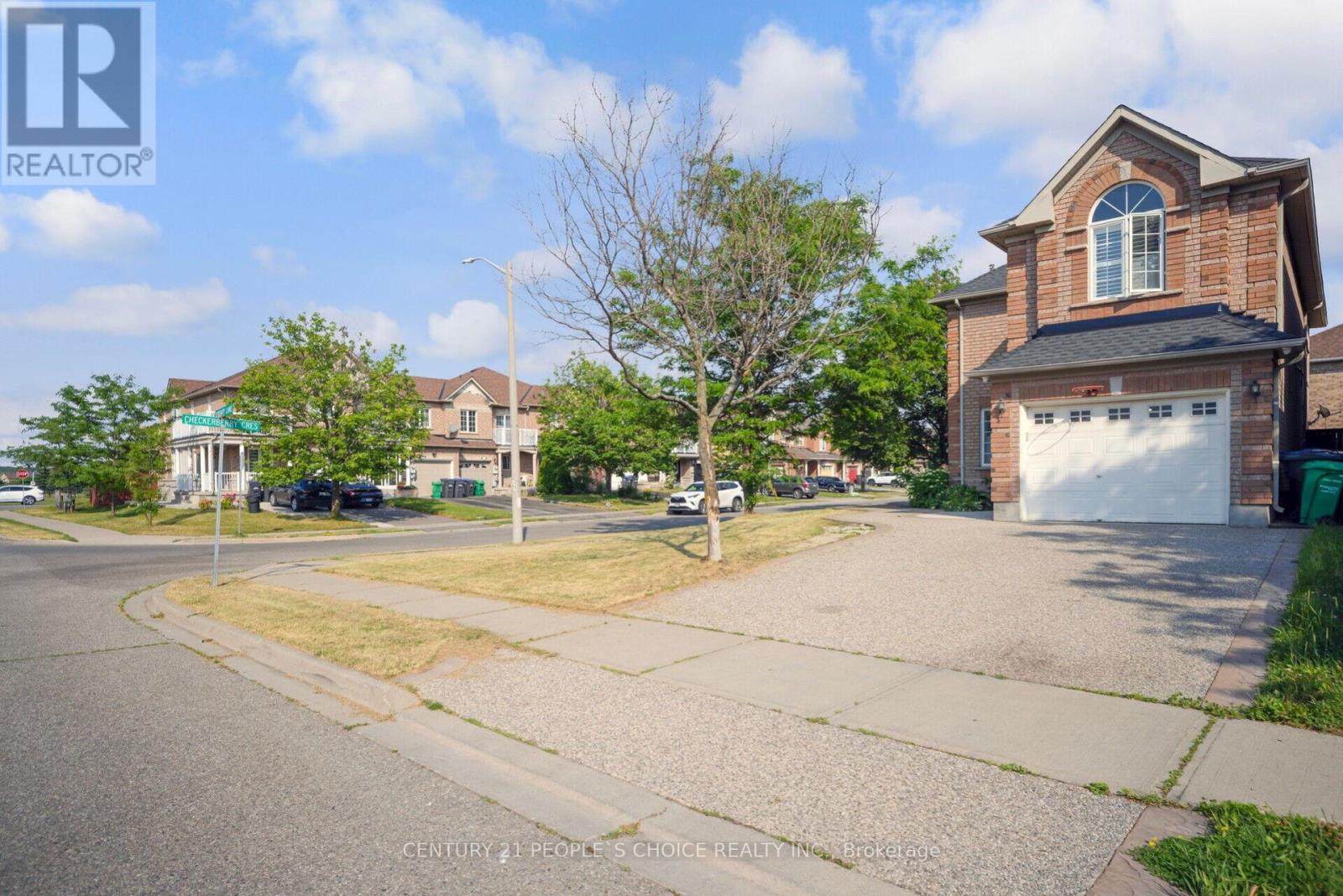 2 Checkerberry Crescent, Brampton, Ontario  L6R 2T2 - Photo 5 - W14096944