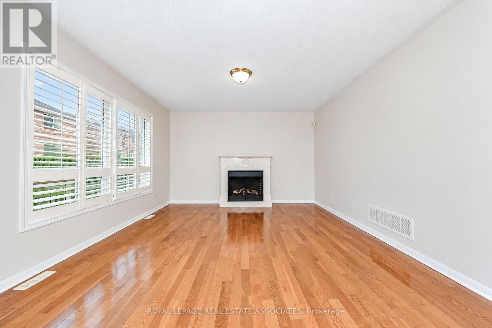 54 Horizon Street, Brampton (Vales Of Castlemore), Ontario  L6P 2J2 - Photo 19 - W14096954