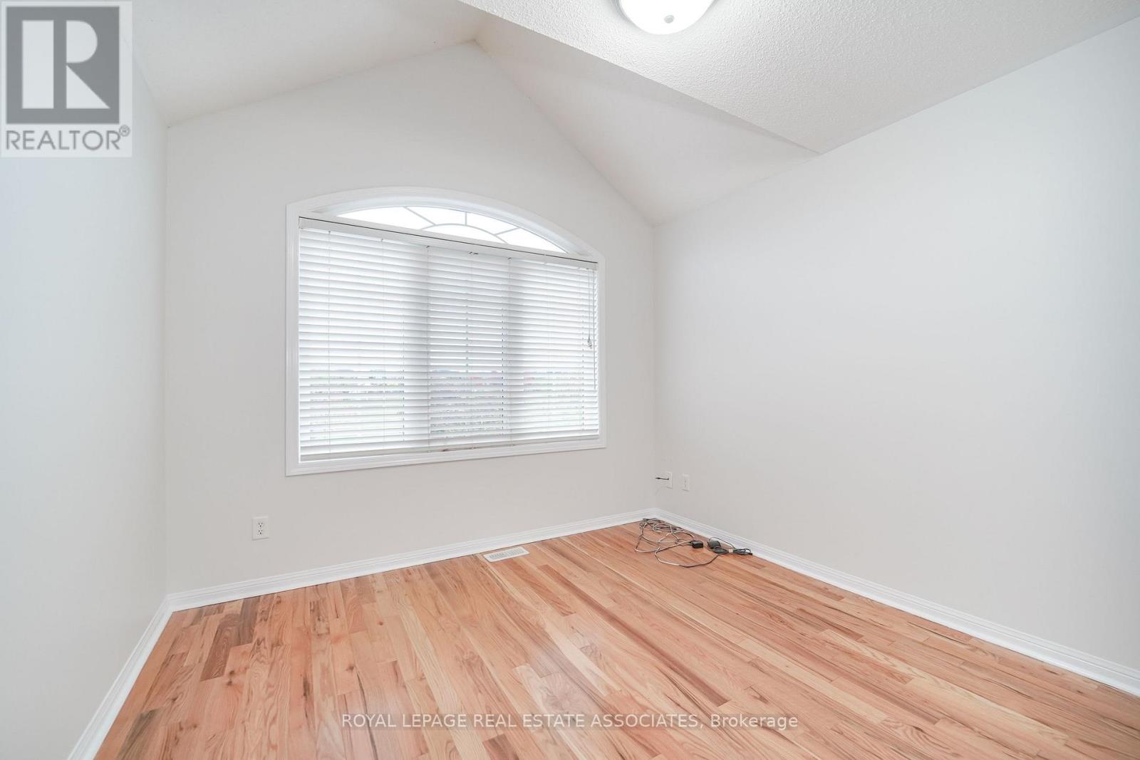 54 Horizon Street, Brampton (Vales Of Castlemore), Ontario  L6P 2J2 - Photo 22 - W14096954
