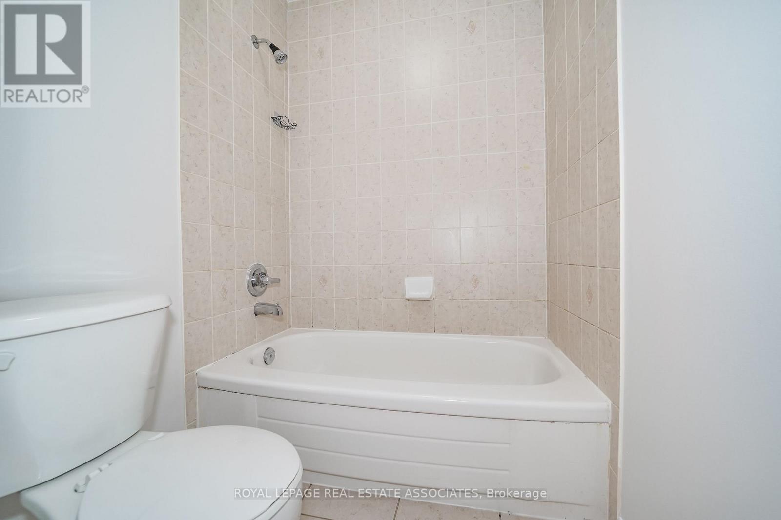 54 Horizon Street, Brampton (Vales Of Castlemore), Ontario  L6P 2J2 - Photo 27 - W14096954