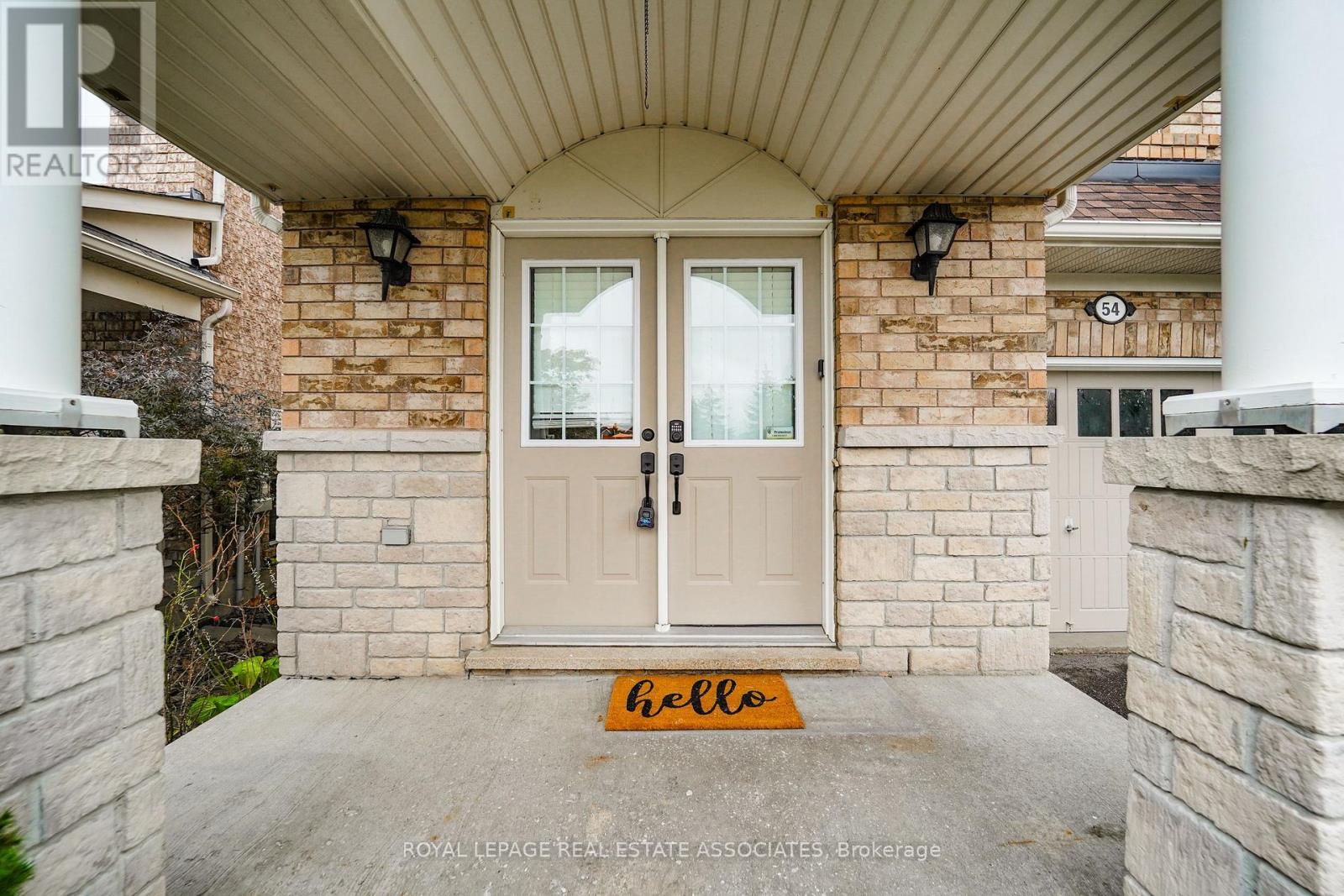54 Horizon Street, Brampton (Vales Of Castlemore), Ontario  L6P 2J2 - Photo 4 - W14096954