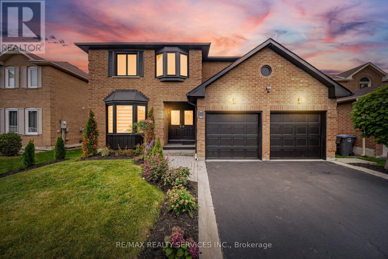 28 CORKETT DRIVE, Brampton, Ontario