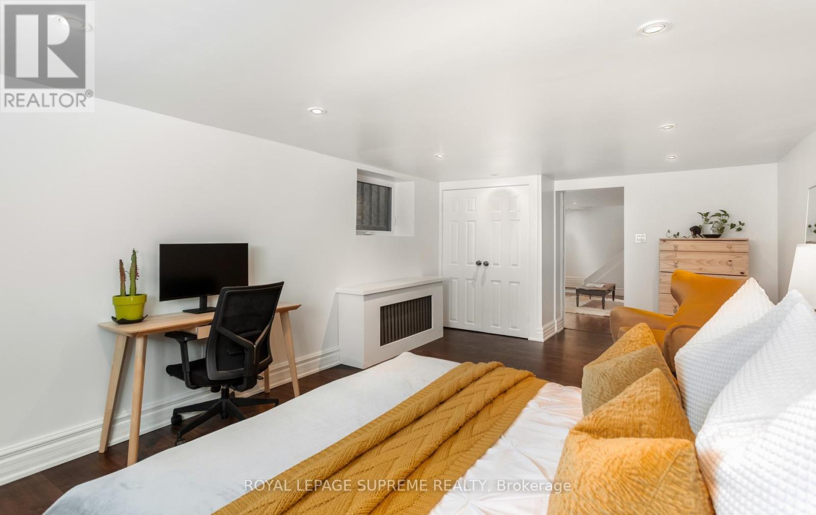 54 East Drive, Toronto (Rockcliffe-Smythe), Ontario  M6N 2N9 - Photo 32 - W14097028