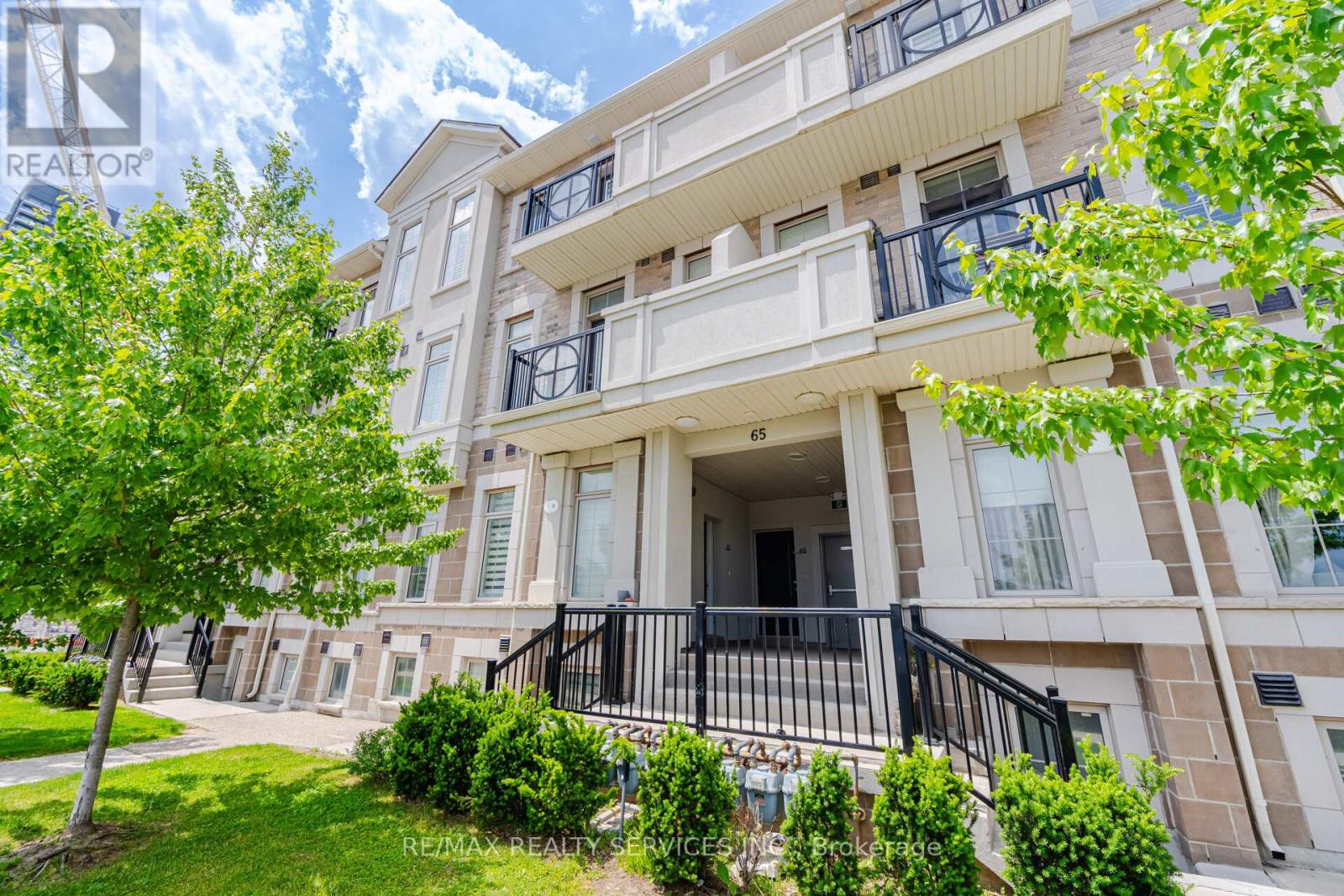 48 - 65 Armdale Road, Mississauga, Ontario  L4Z 0C7 - Photo 3 - W14097138