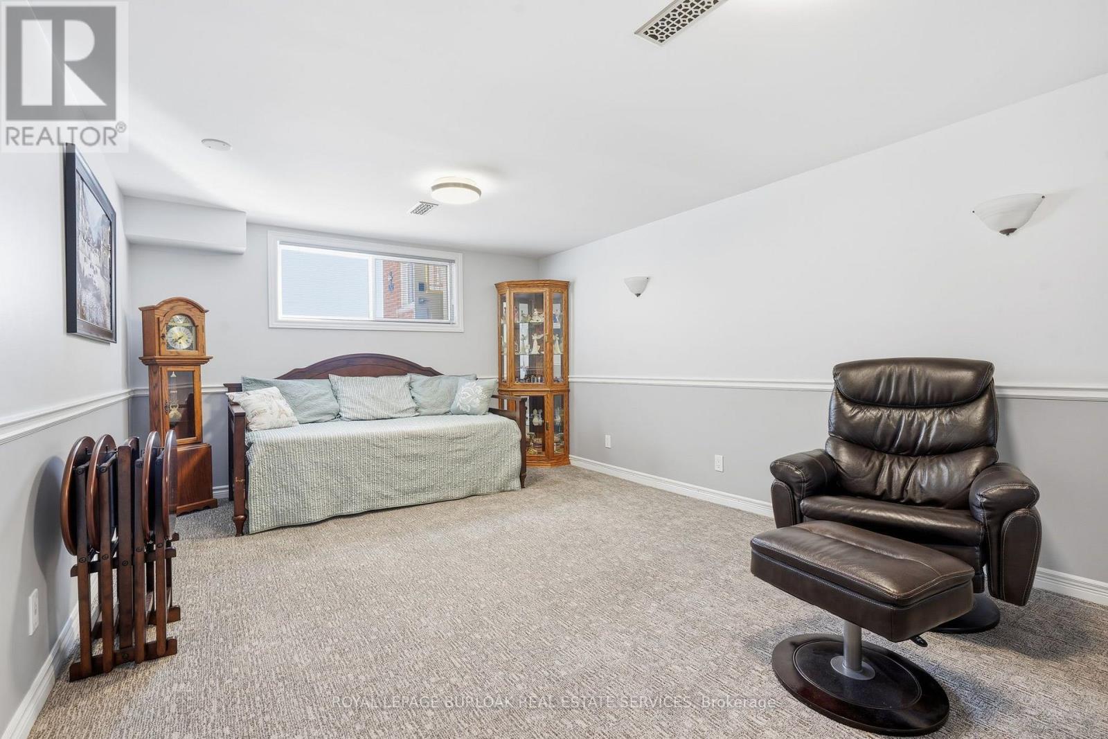 2432 Cyprus Avenue, Burlington (Mountainside), Ontario  L7P 1G6 - Photo 27 - W14097178