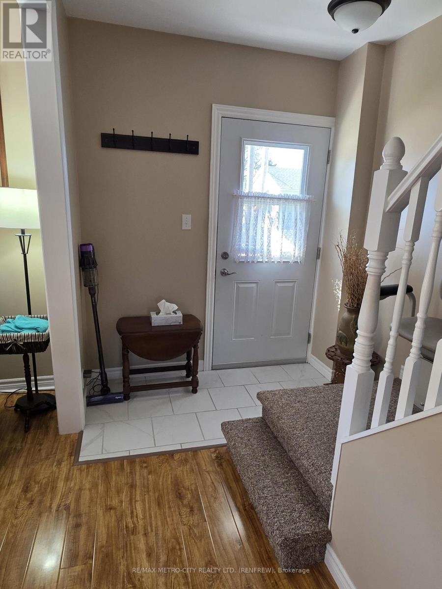 151 June Street, Renfrew, Ontario K7V 2K2 - Photo 6 - X14027594