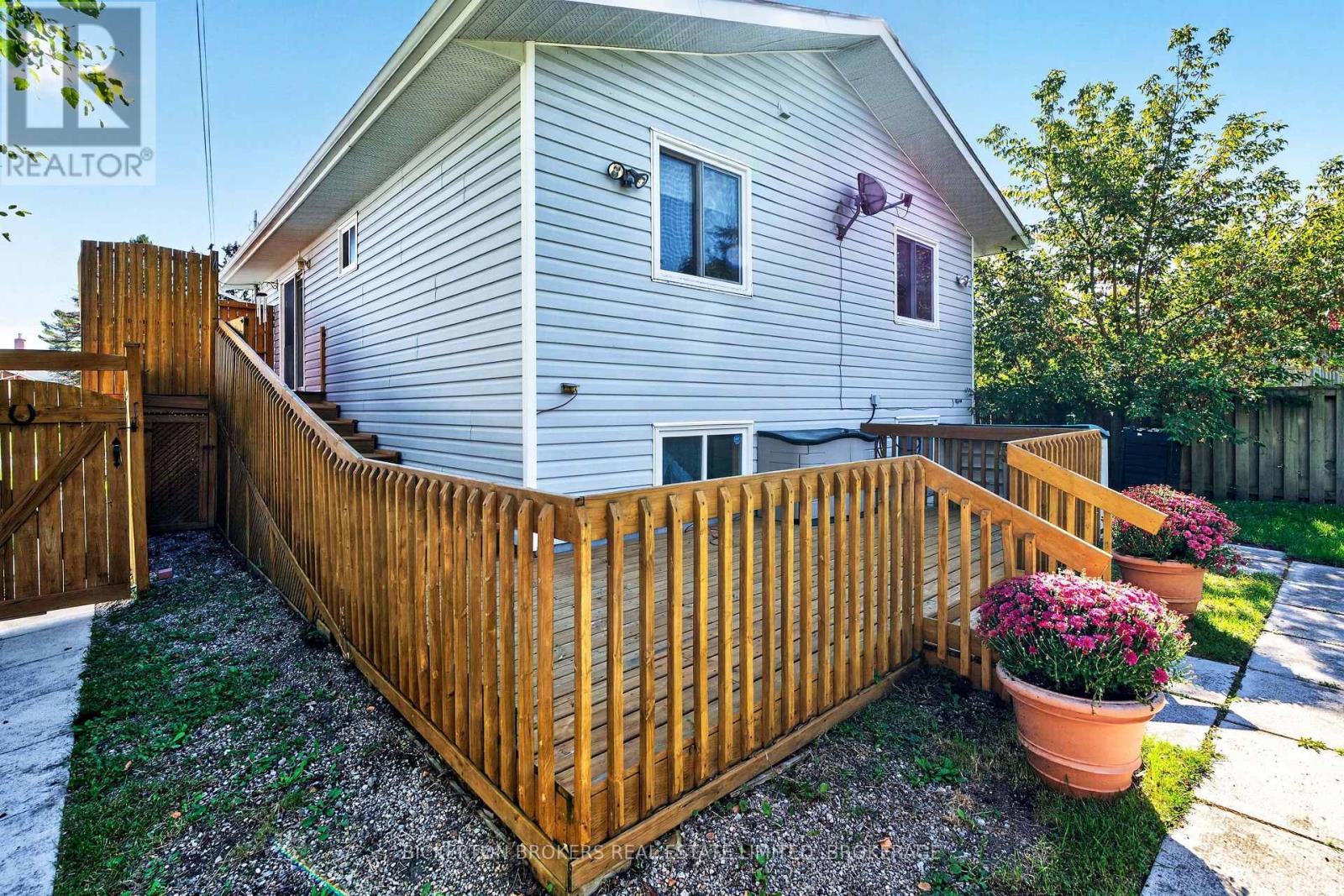354 Oak Street, Gananoque, Ontario  K7G 2R6 - Photo 5 - X14095898