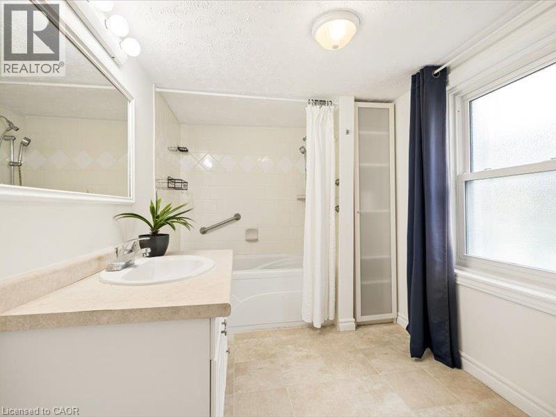 77 Beverly Street, Cambridge, Ontario  N1R 3Z6 - Photo 13 - 40871285