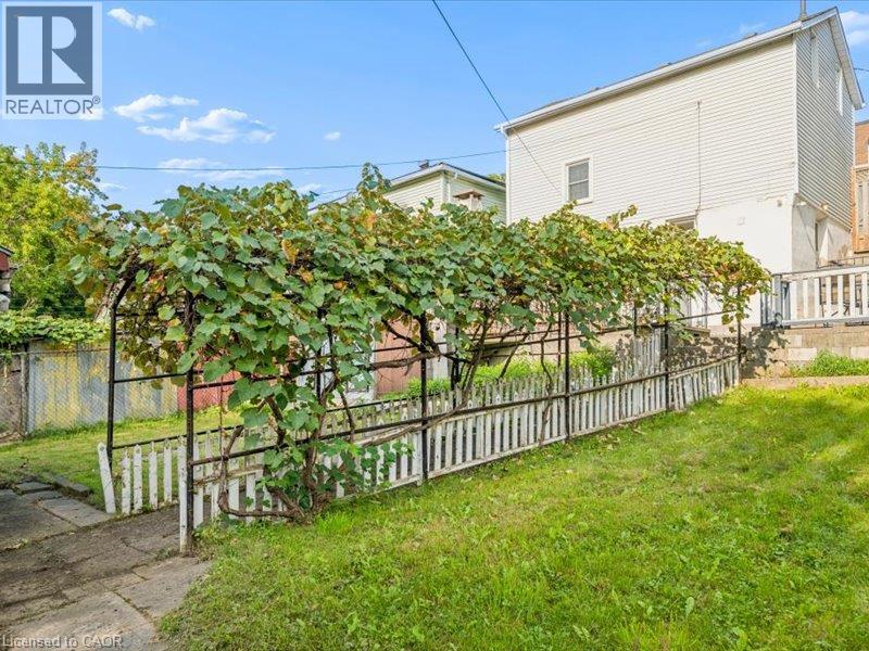 77 Beverly Street, Cambridge, Ontario  N1R 3Z6 - Photo 34 - 40871285