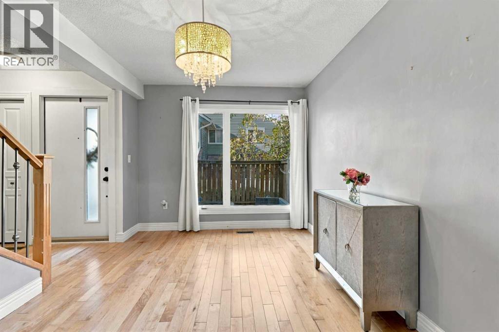 126, 33 Glamis Green SW