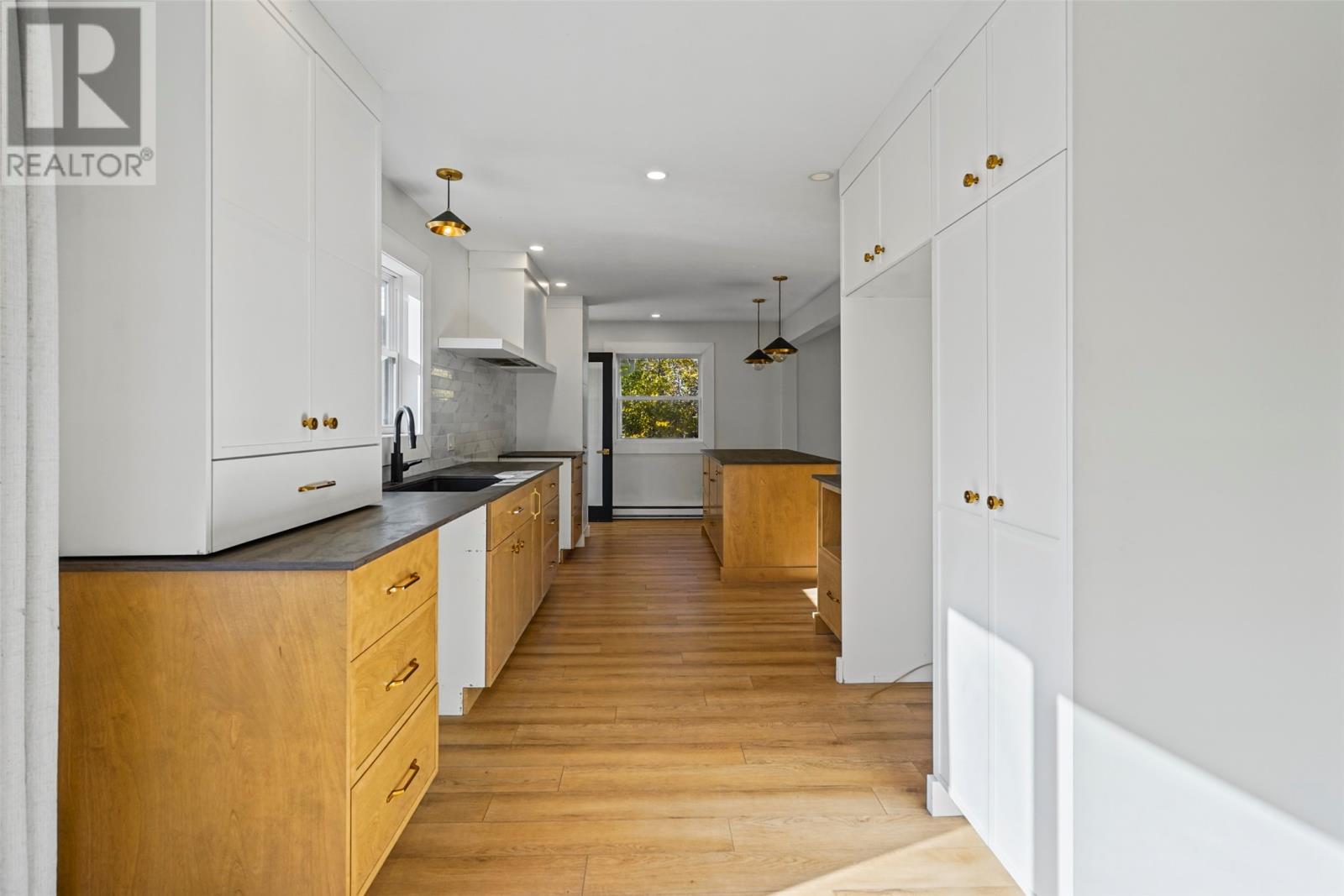 44-48 Beach Avenue, Salmon Cove — photo 15