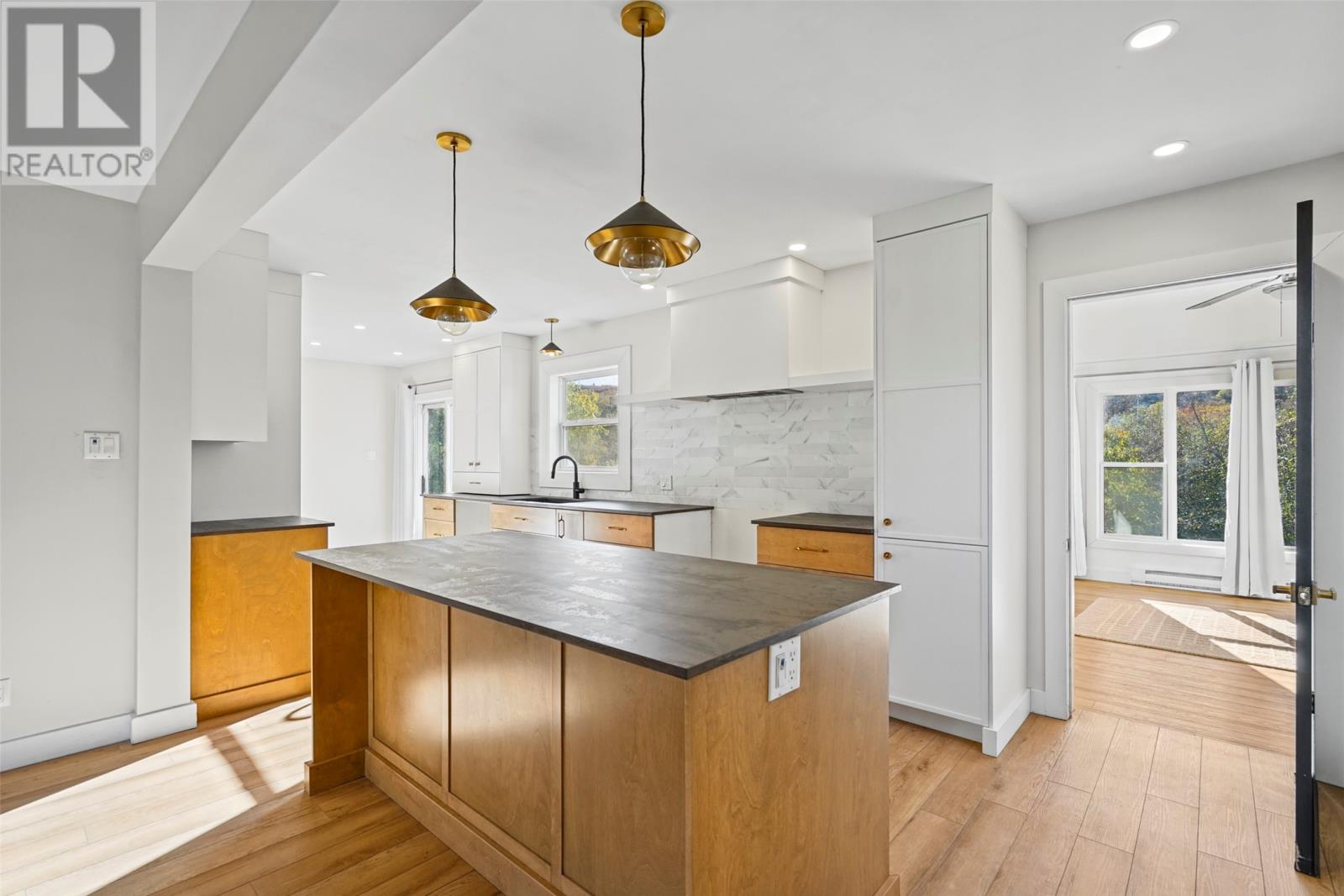 44-48 Beach Avenue, Salmon Cove — photo 16