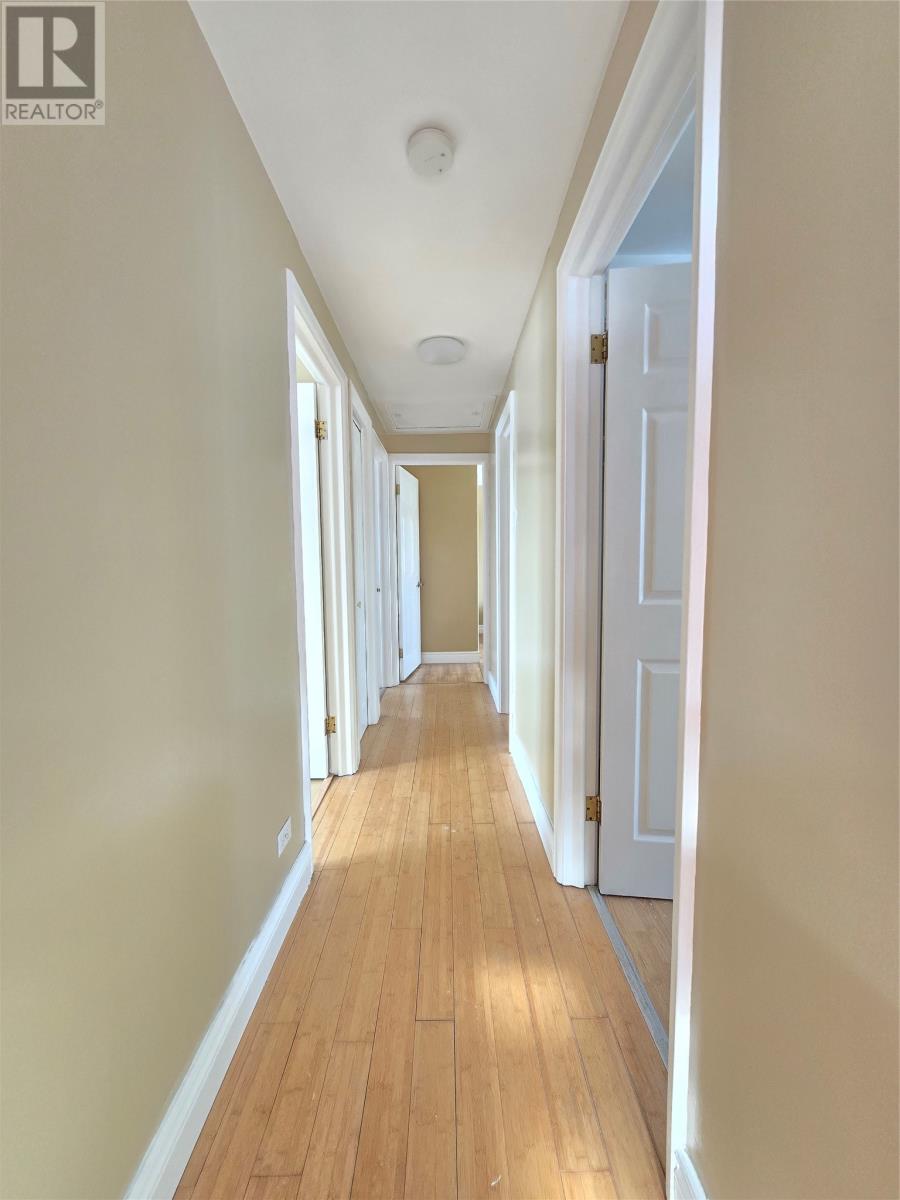 303 Carson Avenue, Labrador City — photo 31